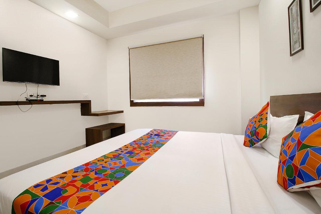 Fabexpress Comfort Stay I Samarda Kaliasot Exterior photo