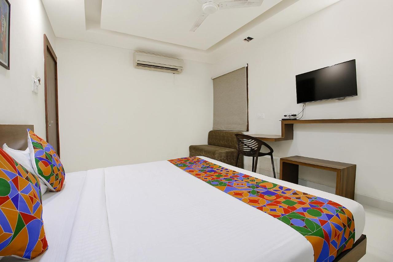Fabexpress Comfort Stay I Samarda Kaliasot Exterior photo